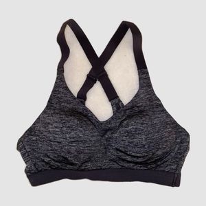 VS LIGHTWEIGHT/LIGHTLY PADDED SPORTS BRA SIZE 32B